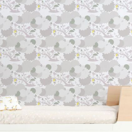 papel pintado infantil de pájaros y follaje gris para habitación bebé o niña