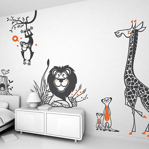 JUNGLE ROOM DECOR